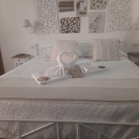 Stranamore Apartments Trastevere Рим Екстер'єр фото