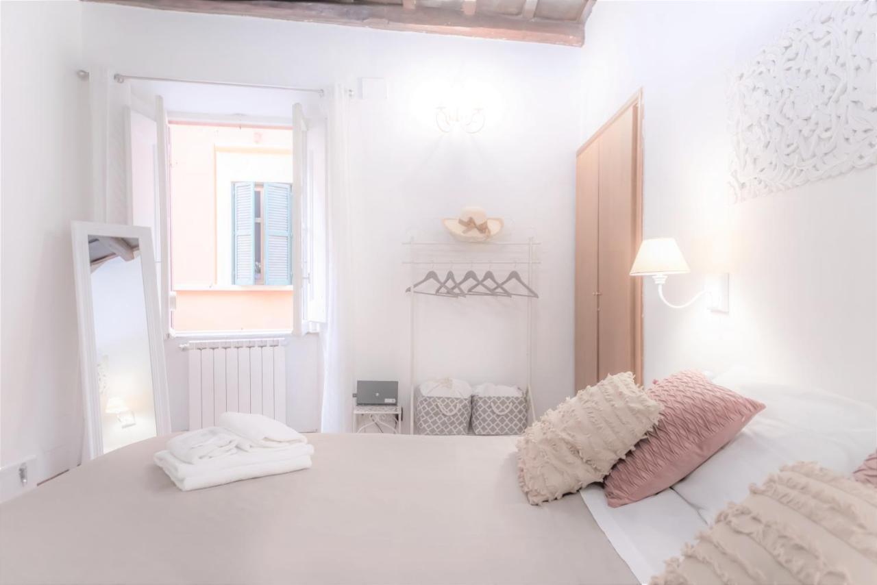 Stranamore Apartments Trastevere Рим Екстер'єр фото