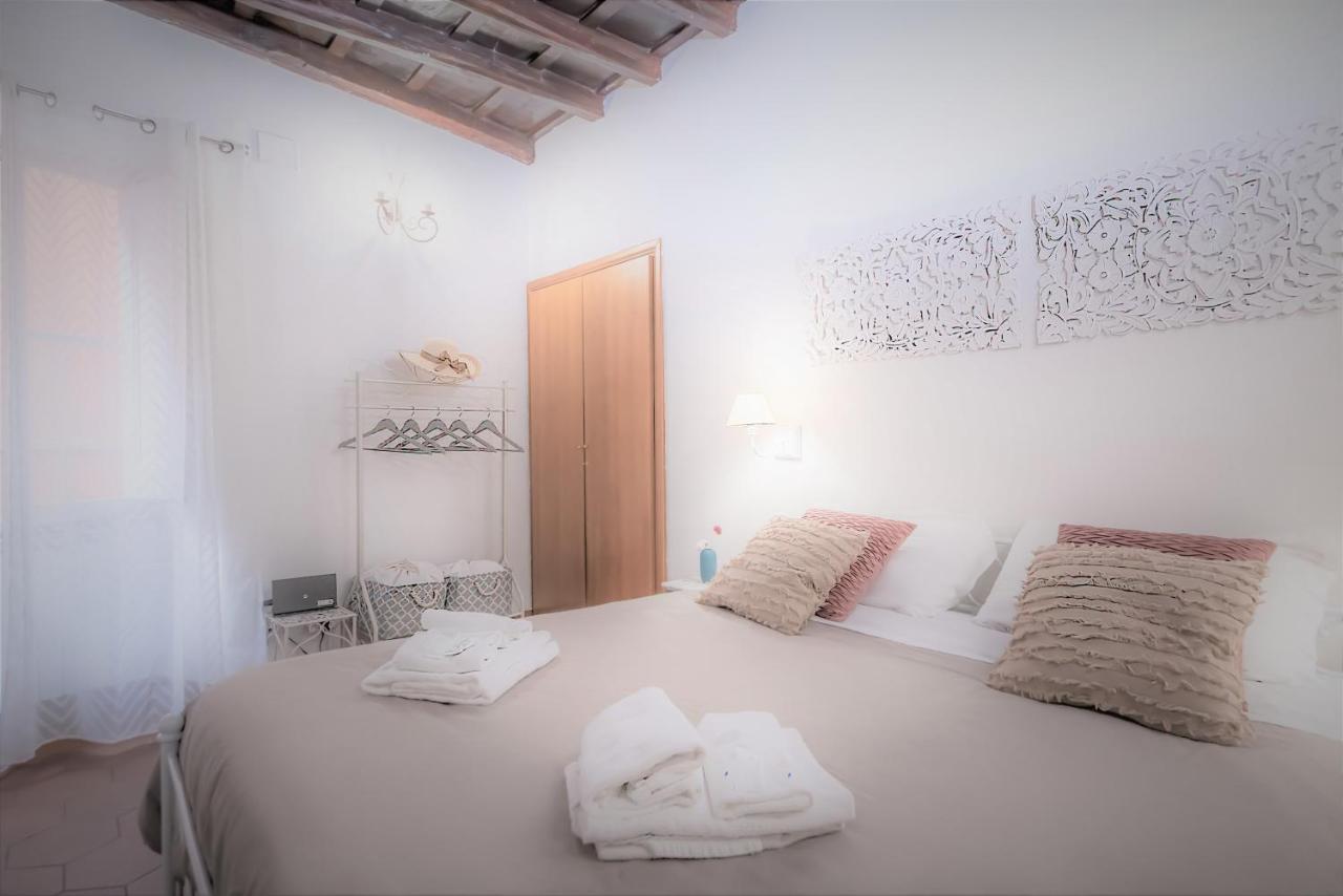 Stranamore Apartments Trastevere Рим Екстер'єр фото
