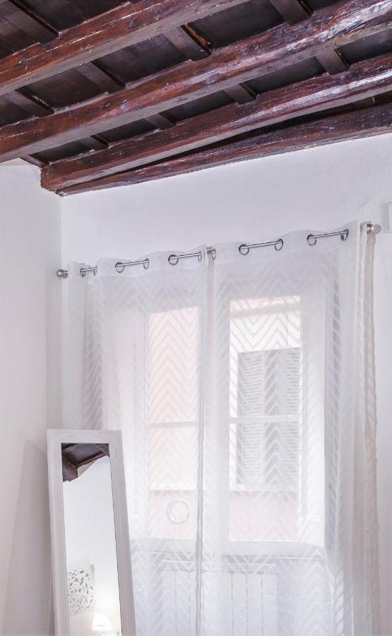 Stranamore Apartments Trastevere Рим Екстер'єр фото
